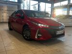 Toyota Prius Plug-in 2018 Punainen