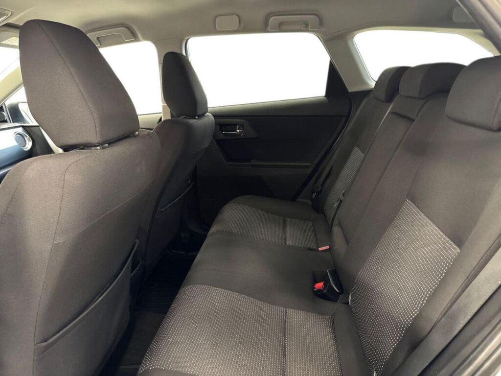 Toyota Auris 2015 Valkoinen