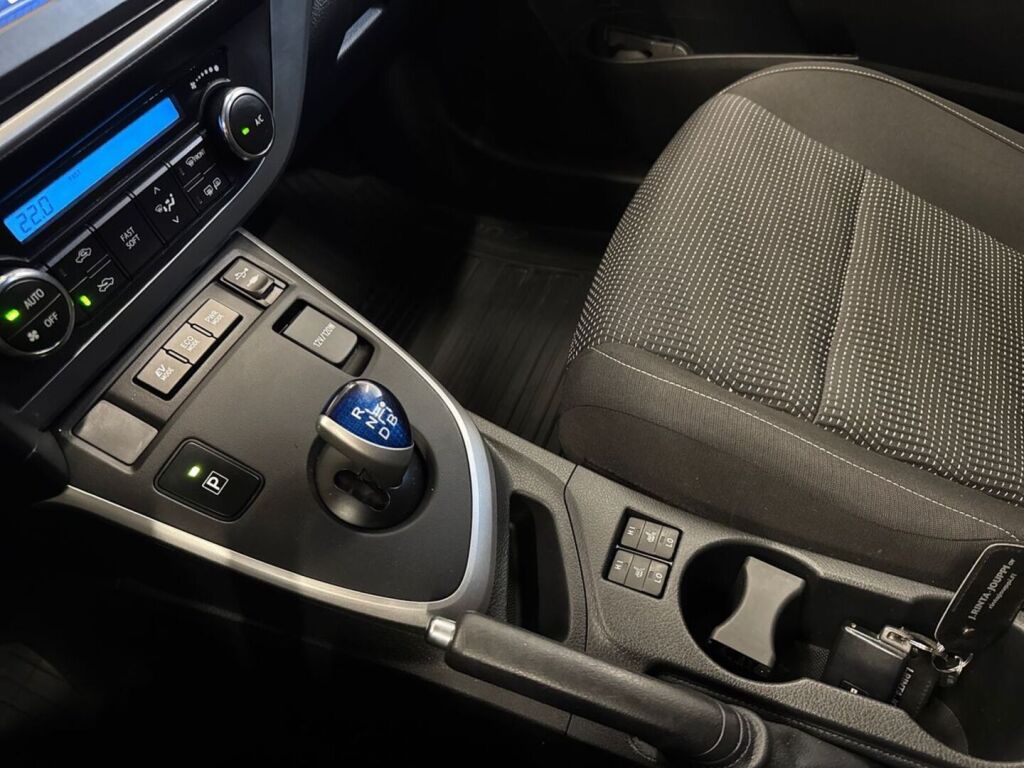Toyota Auris 2015 Valkoinen