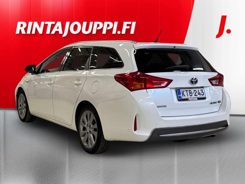Toyota Auris 2015 Valkoinen