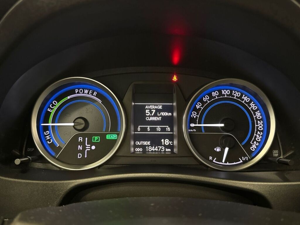 Toyota Auris 2015 Valkoinen