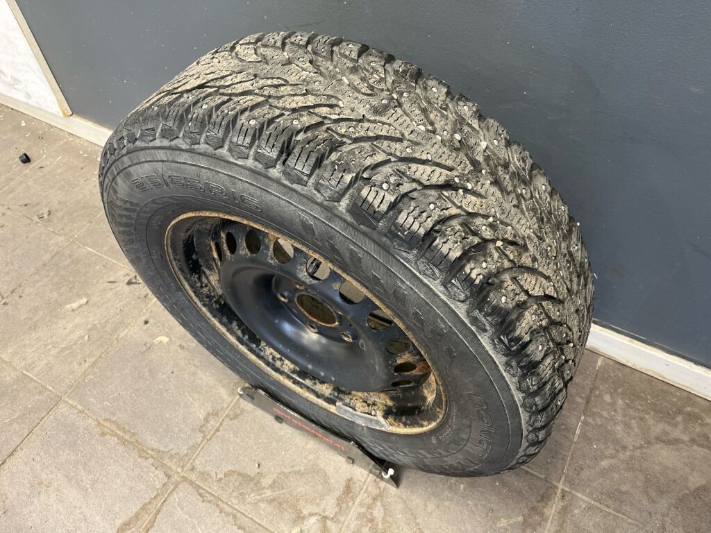 Nissan Qashqai 2018 Met. Punainen