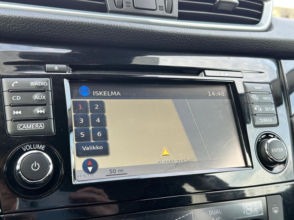 Nissan Qashqai 2018 Met. Punainen