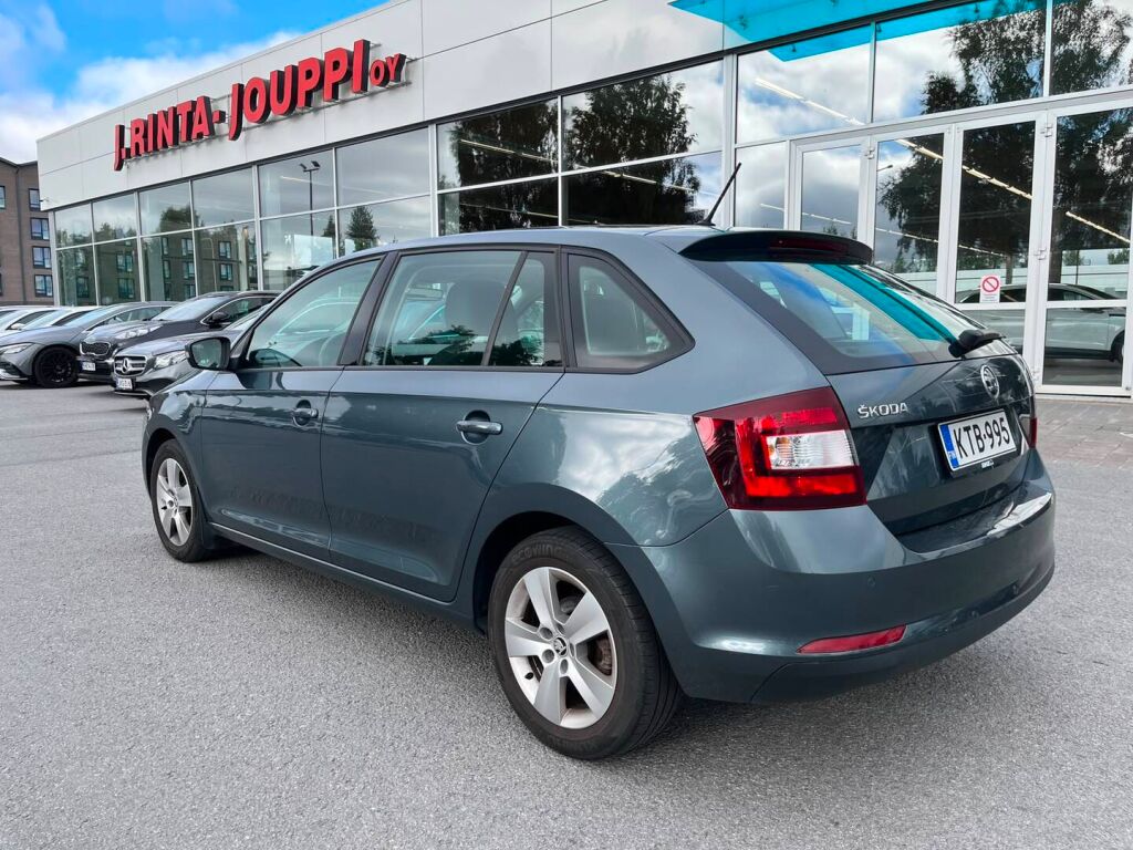 Skoda Rapid 2018 Harmaa
