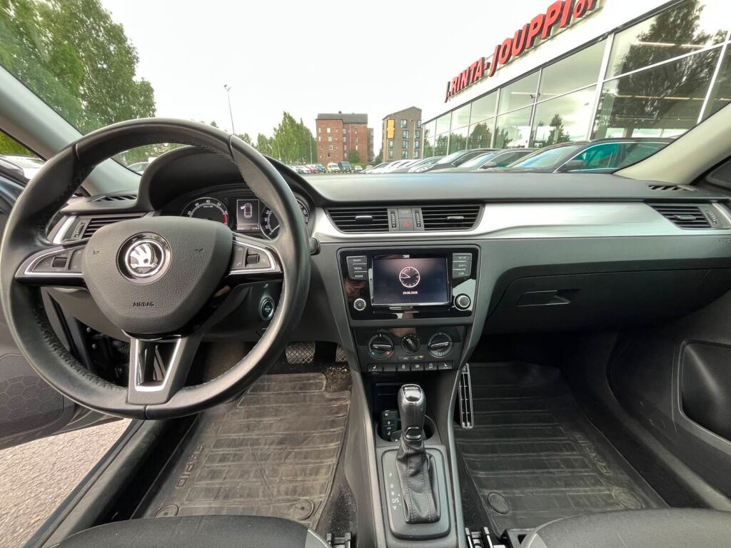 Skoda Rapid 2018 Harmaa