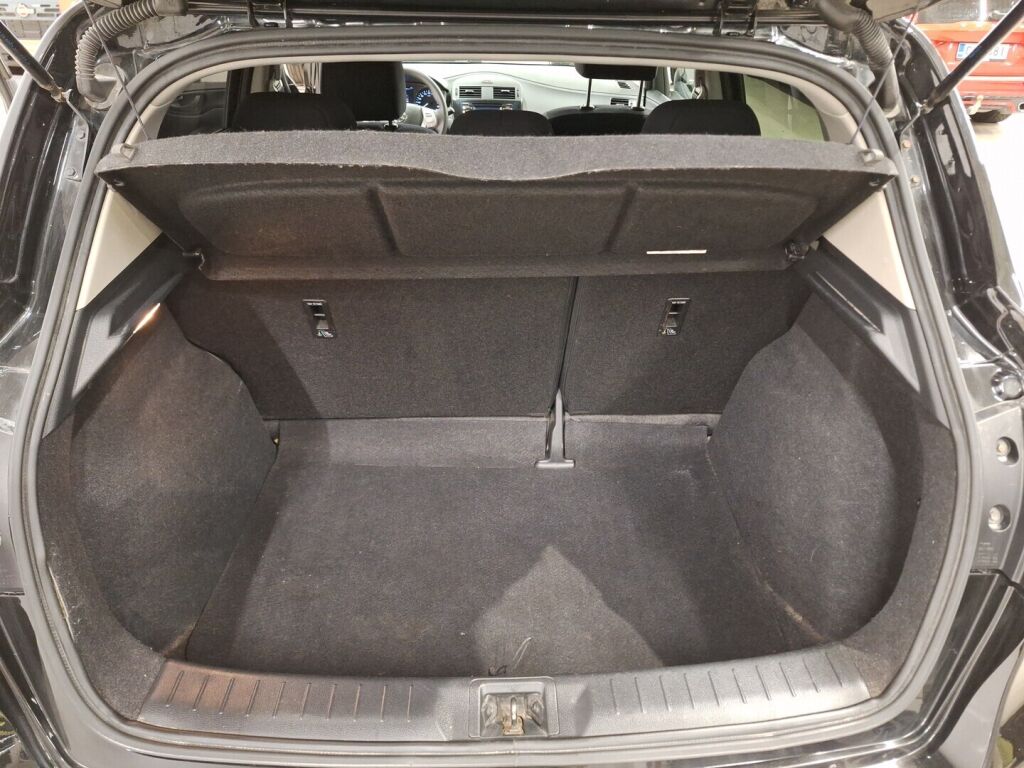 Nissan Pulsar 2018 Musta