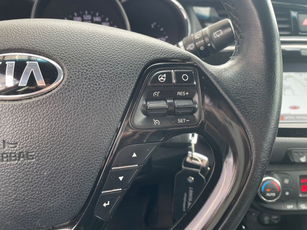 Kia Ceed 2018 Punainen