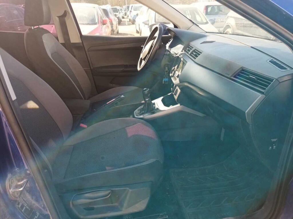 Seat Arona 2018 Sininen