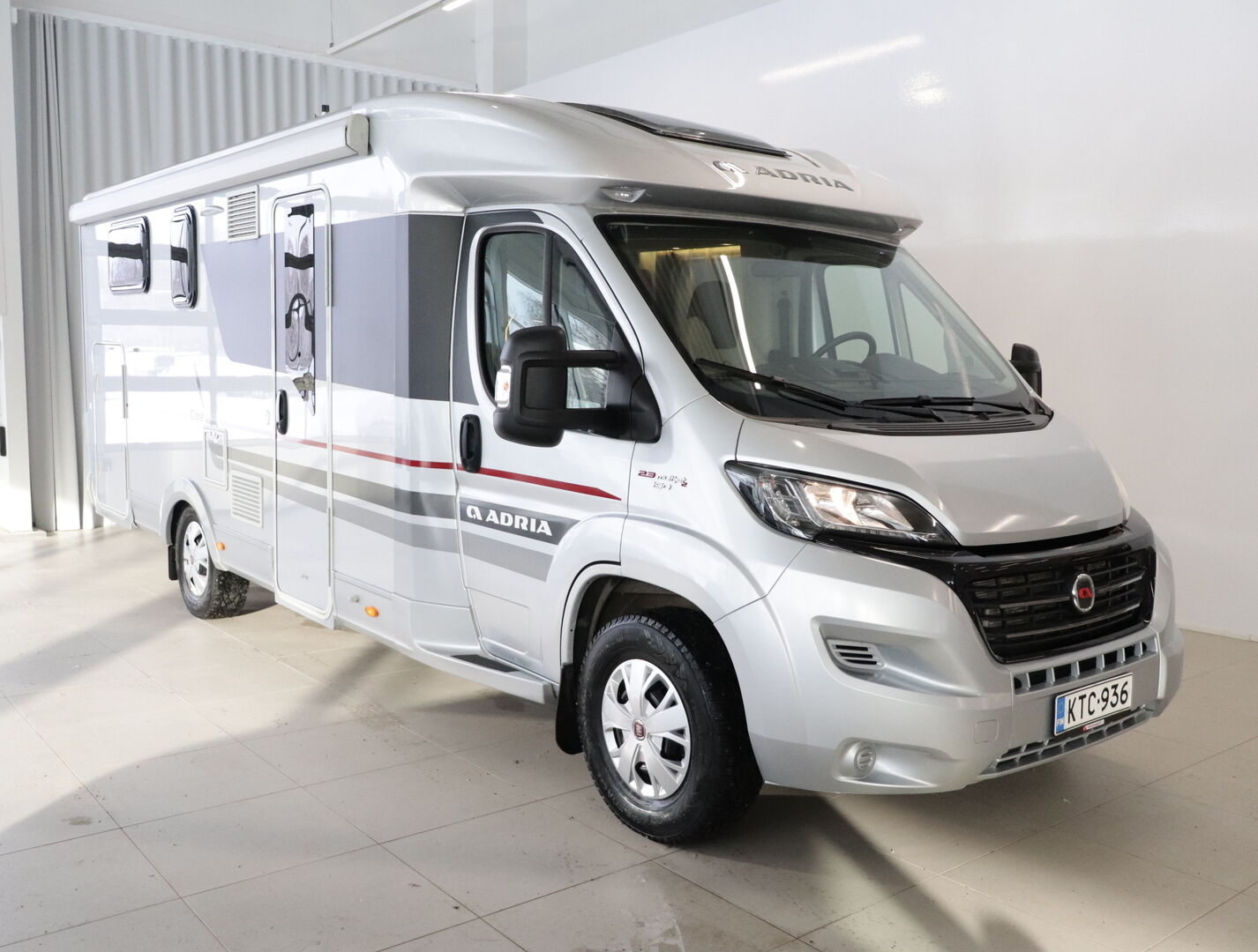 Adria Coral 690SC