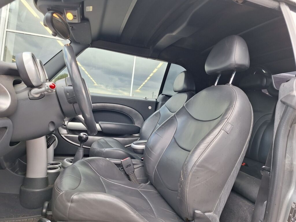 Mini Cooper 2005 Harmaa