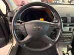 Toyota Avensis 2006 Vihreä