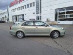 Toyota Avensis 2006 Vihreä