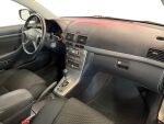 Toyota Avensis 2006 Vihreä