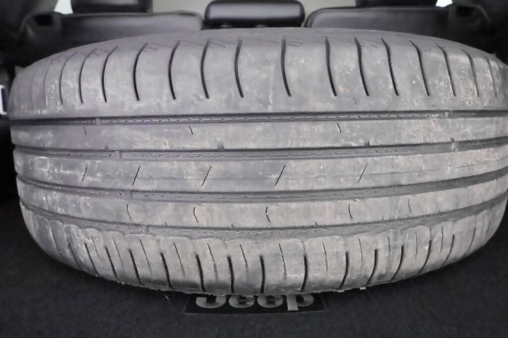 Jeep Cherokee 2014 Valkoinen