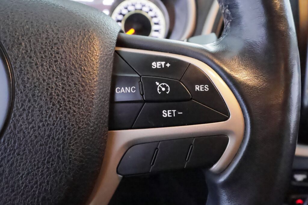 Jeep Cherokee 2014 Valkoinen