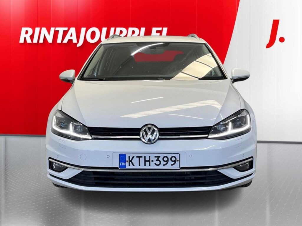 Volkswagen Golf 2018 Valkoinen