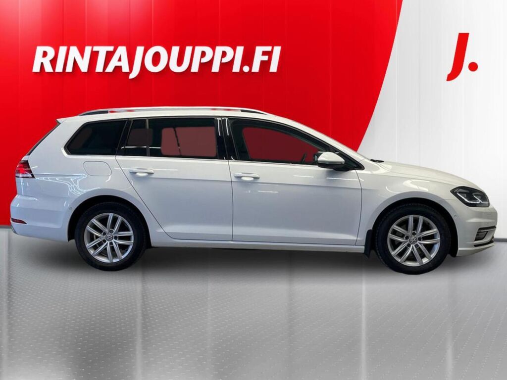 Volkswagen Golf 2018 Valkoinen