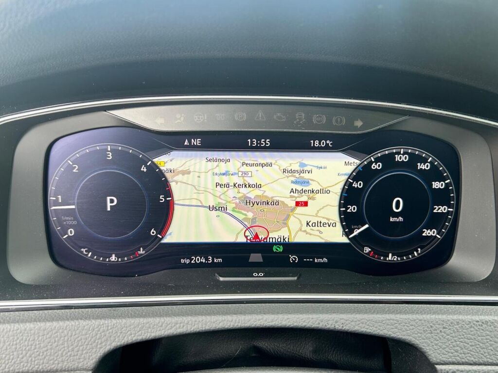 Volkswagen Golf 2018 Valkoinen