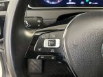 Volkswagen Golf 2018 Valkoinen