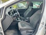 Volkswagen Golf 2018 Valkoinen