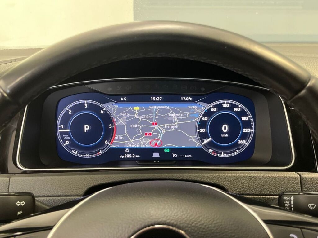 Volkswagen Golf 2018 Valkoinen