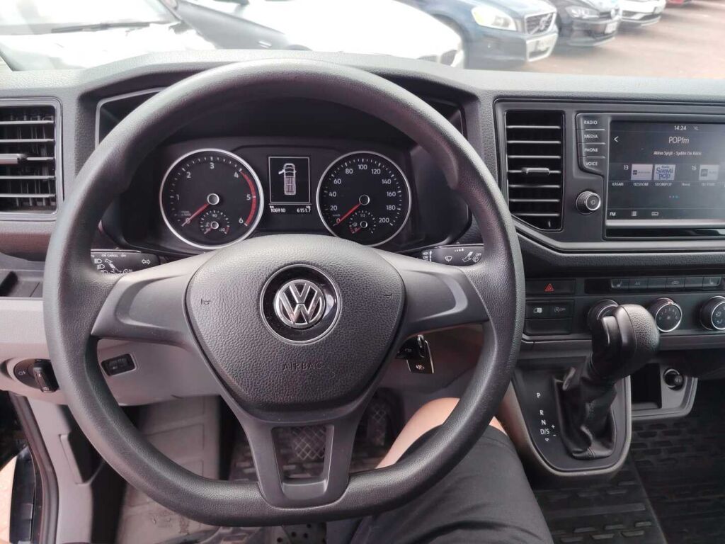 Volkswagen Crafter 2019 Musta