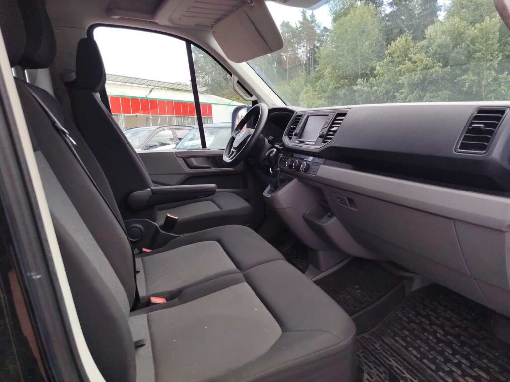 Volkswagen Crafter 2019 Musta