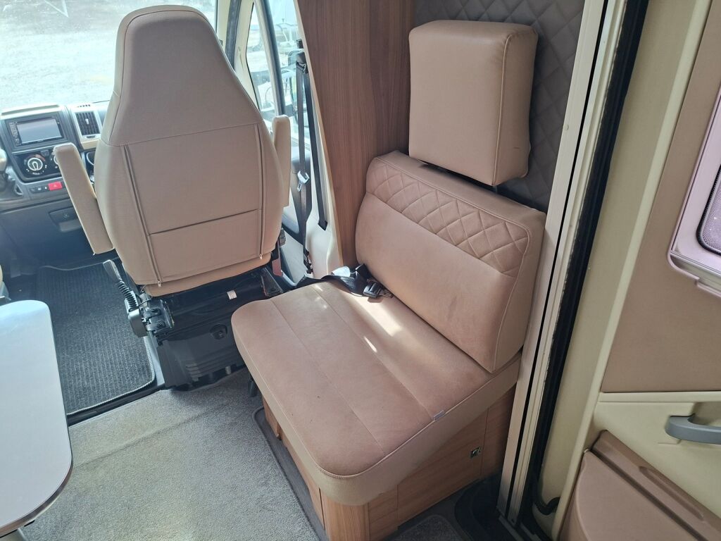 Adria Coral S 670SL Supreme Alde 2018 Harmaa