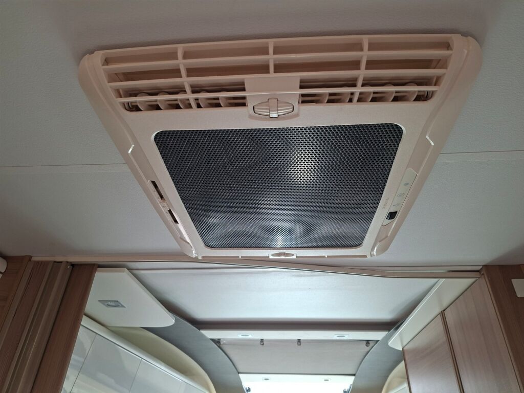 Adria Coral S 670SL Supreme Alde 2018 Harmaa