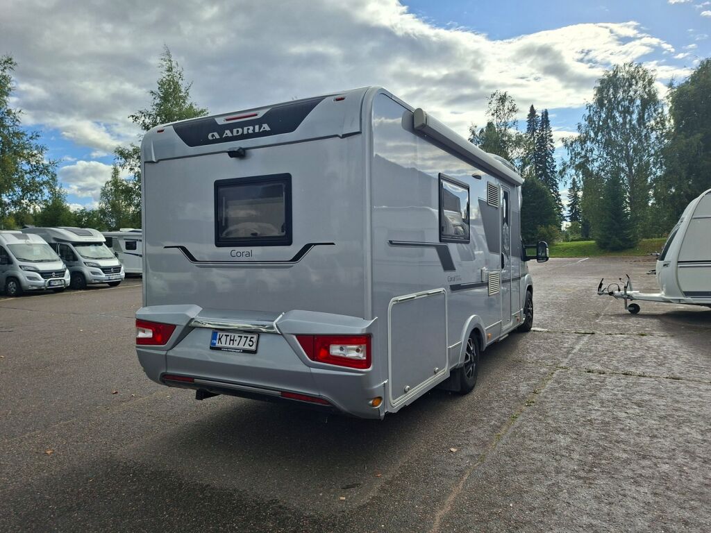 Adria Coral S 670SL Supreme Alde 2018 Harmaa