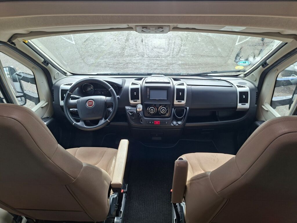 Adria Coral S 670SL Supreme Alde 2018 Harmaa