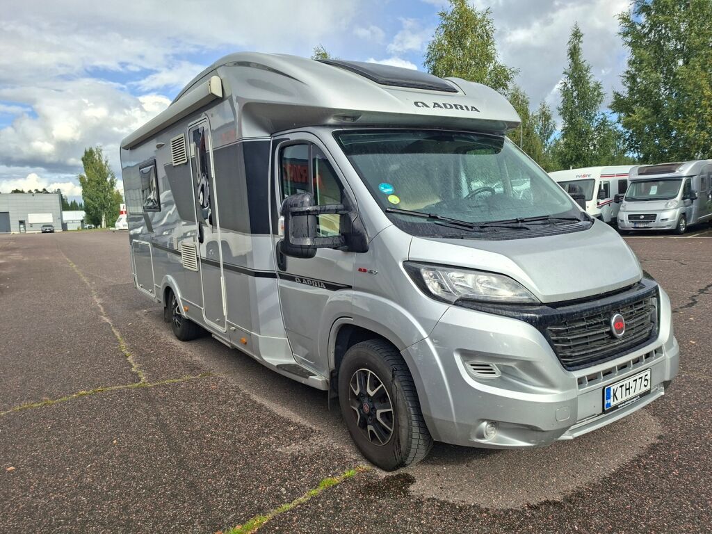 Adria Coral S 670SL Supreme Alde 2018 Harmaa