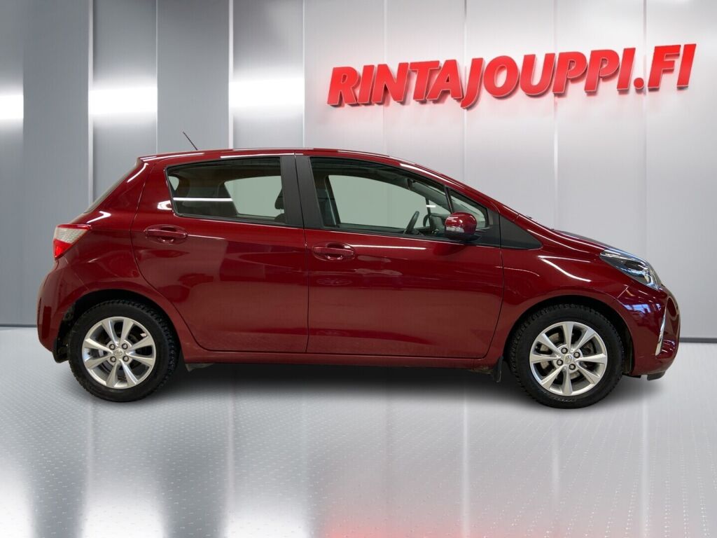 Toyota Yaris 2018 Punainen