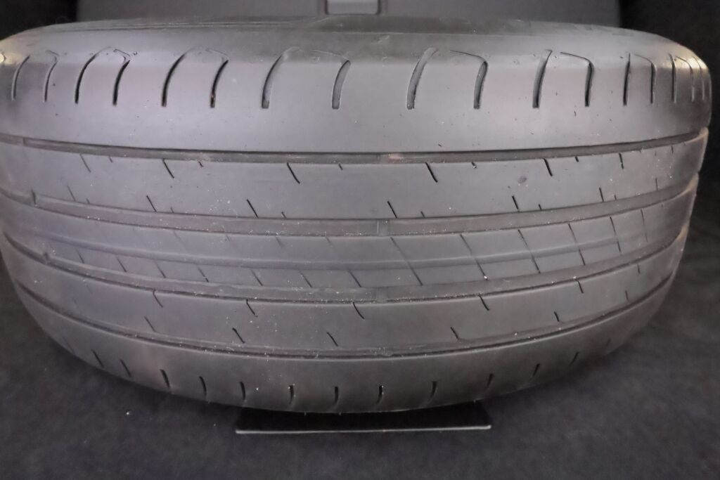 Volvo V90 2018 Musta