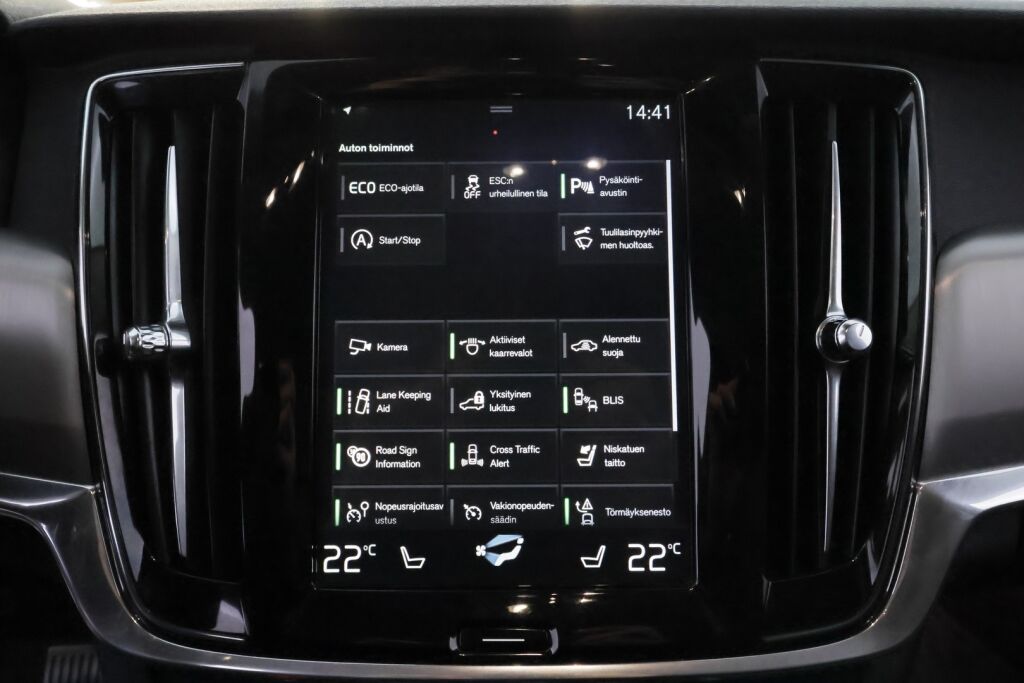 Volvo V90 2018 Musta