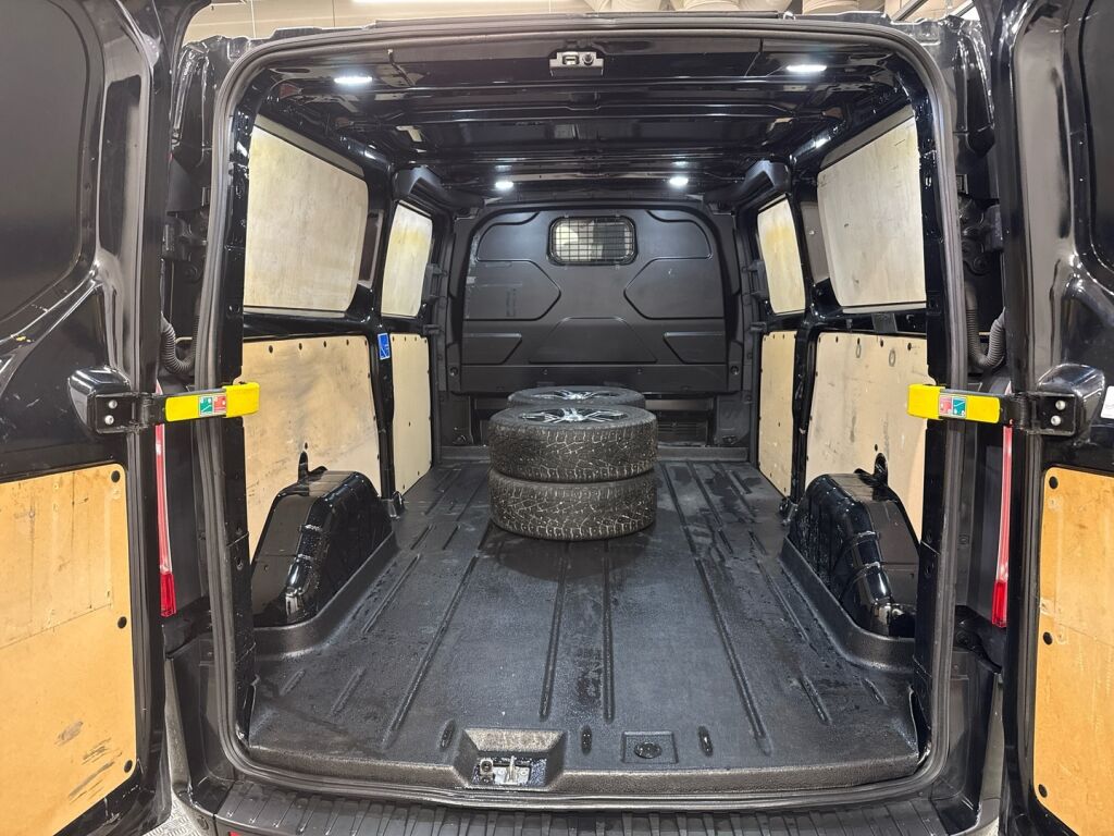 Ford Transit Custom 2018 Musta