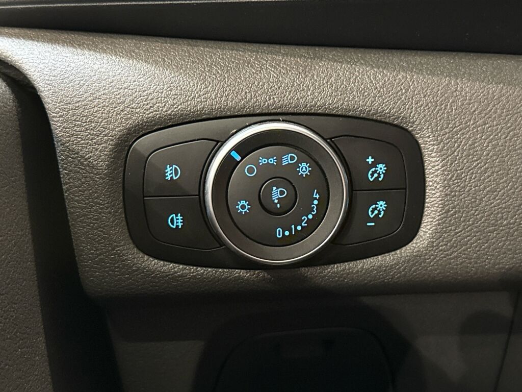 Ford Transit Custom 2018 Musta