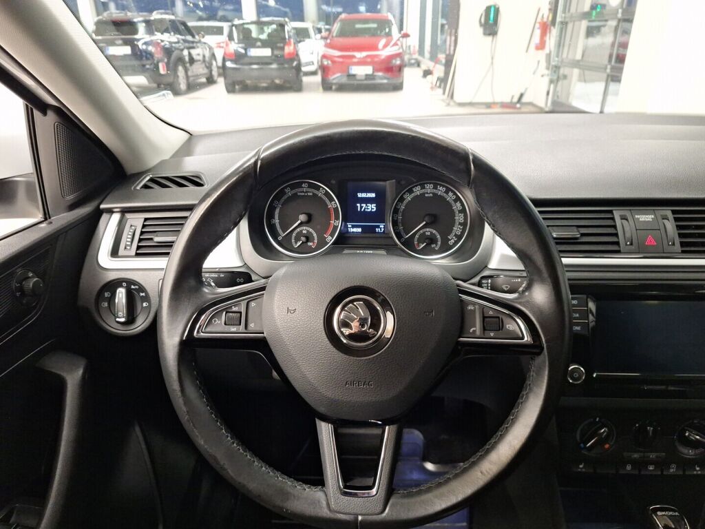 Skoda Rapid 2018 Valkoinen