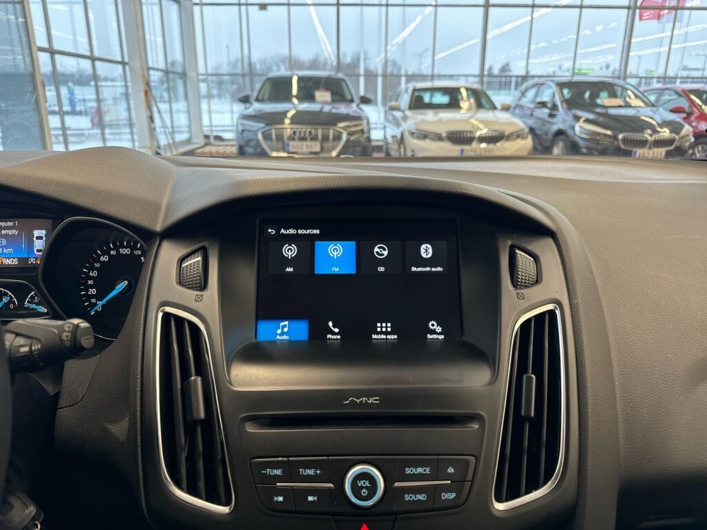 Ford Focus 2018 Punainen