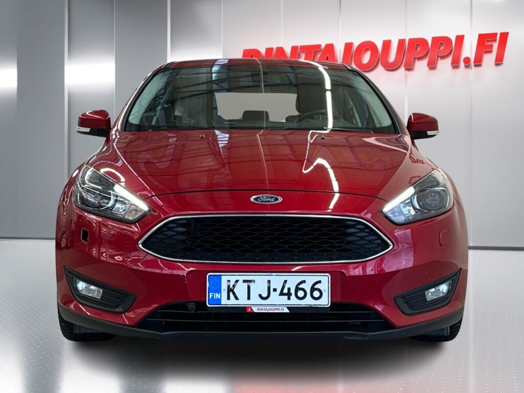 Ford Focus 2018 Punainen