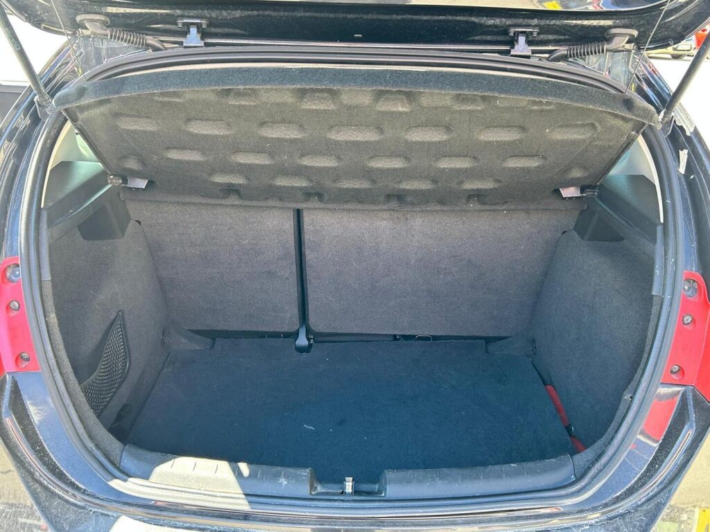 Seat Leon 2010 Musta