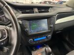 Toyota Avensis 2018 Musta