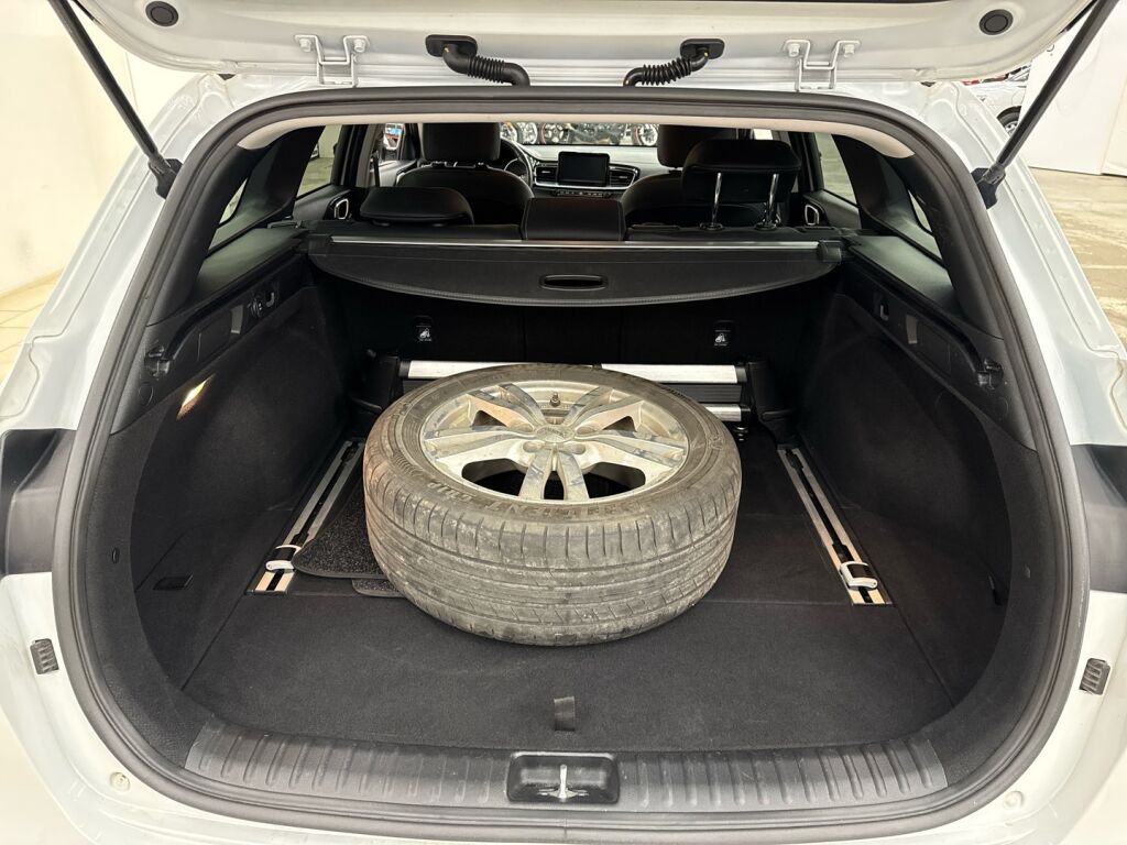 Kia Ceed 2019 Valkoinen