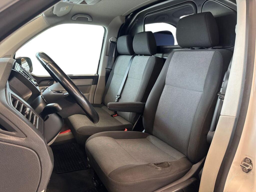 Volkswagen Transporter 2019 Valkoinen