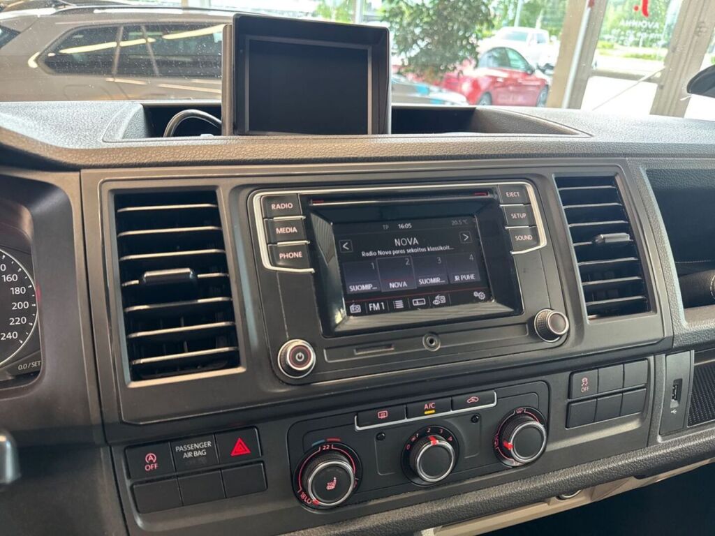 Volkswagen Transporter 2019 Valkoinen