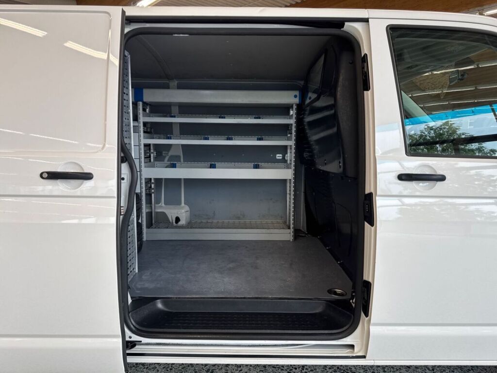 Volkswagen Transporter 2019 Valkoinen