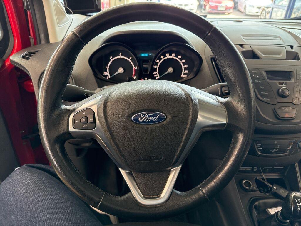 Ford Transit Courier 2018 Punainen