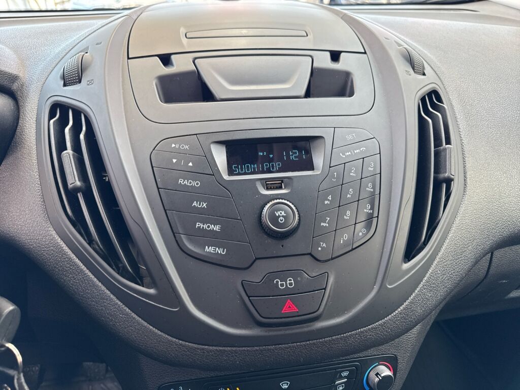 Ford Transit Courier 2018 Punainen