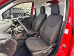 Ford Transit Courier 2018 Punainen
