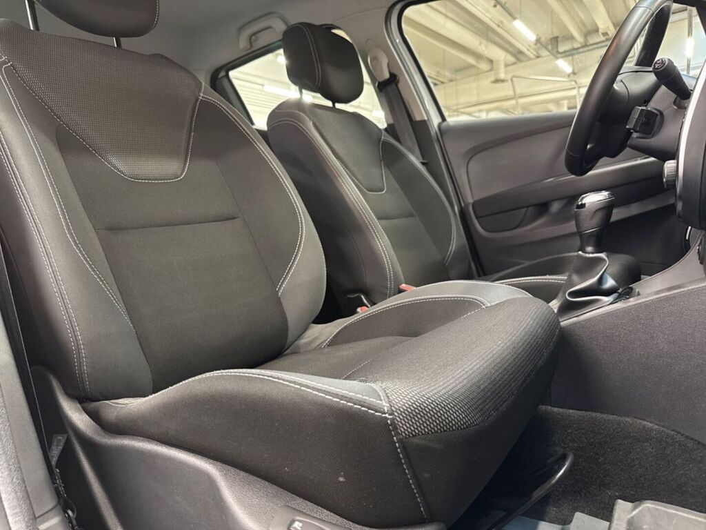 Renault Clio 2018 Valkoinen